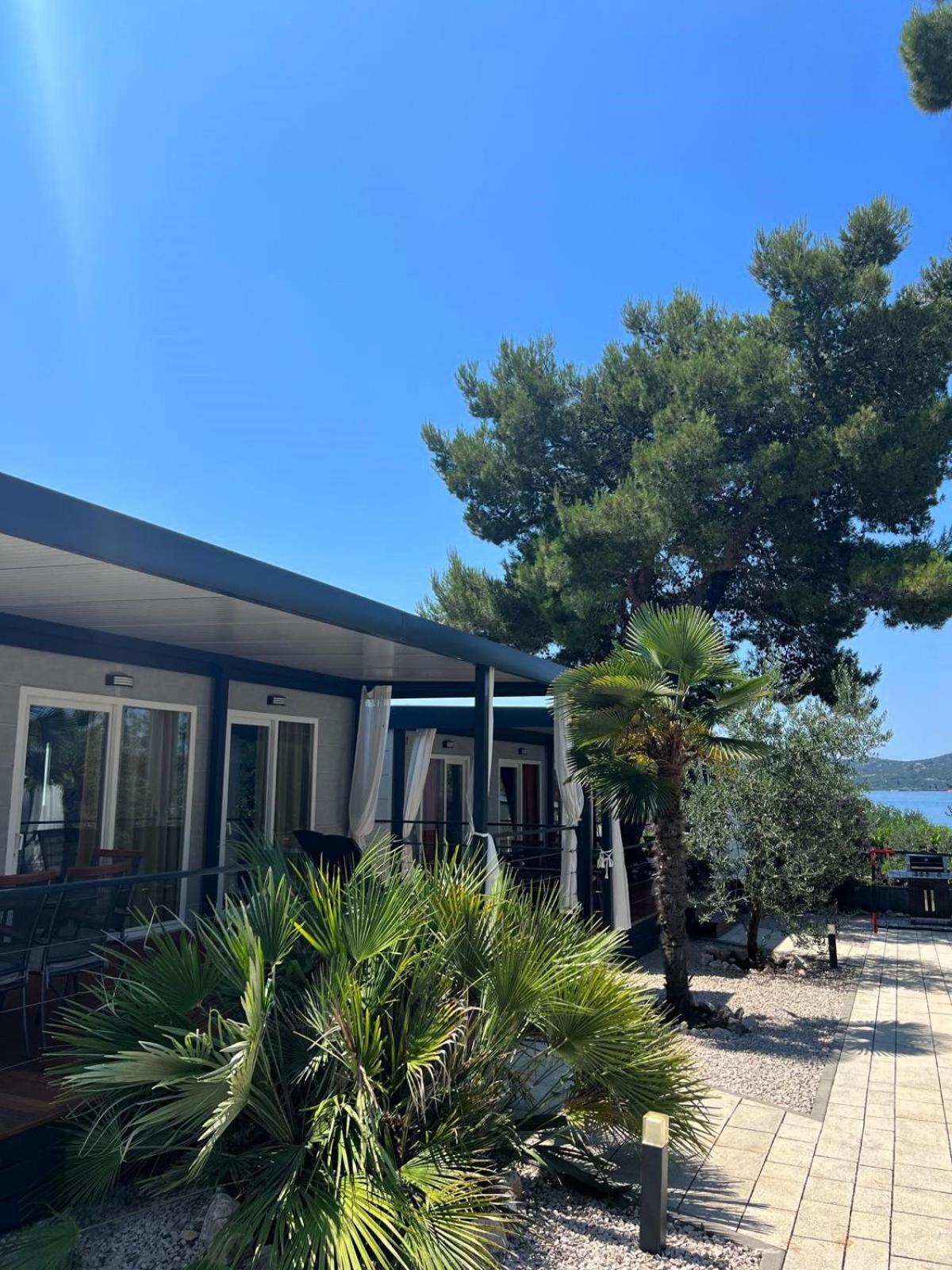 Dalmaris Camp - Prestige Mobile Homes Biograd Na Moru Exteriör bild